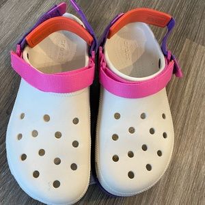 NWT Hiker Croc Size W12/M10